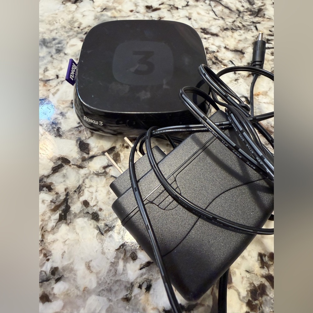 Roku 3 Black Streaming Device with Adapter